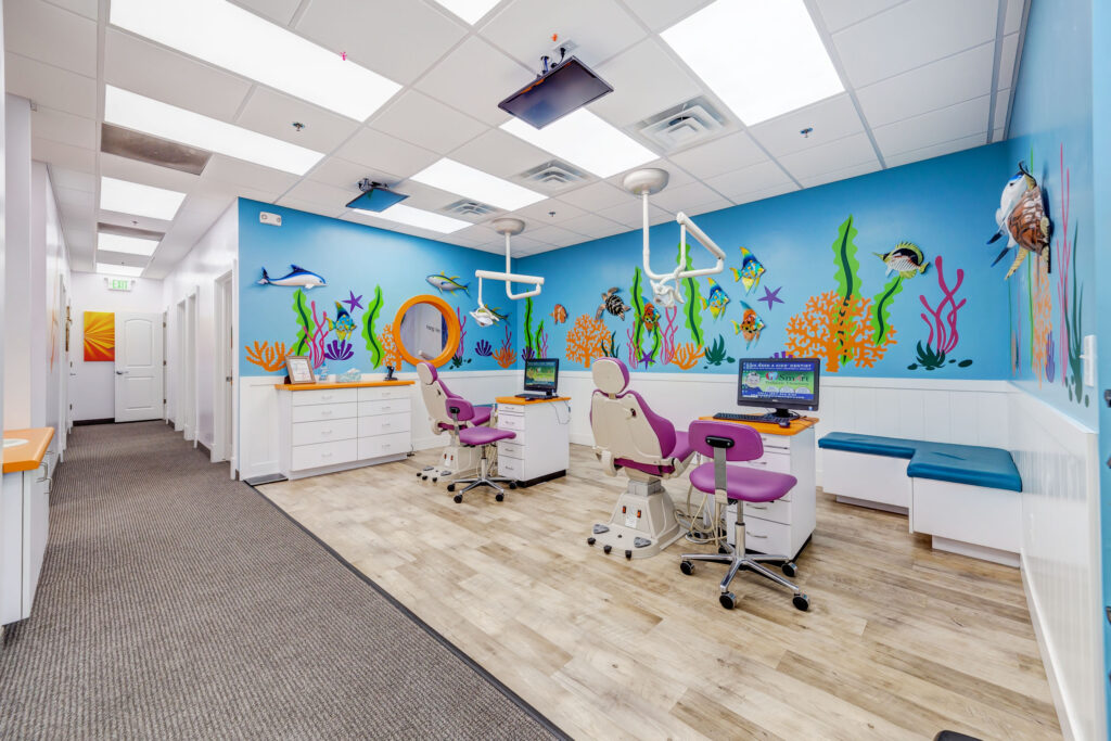 Dental examination room for children - Smart Pediatric Dentistry, Utah